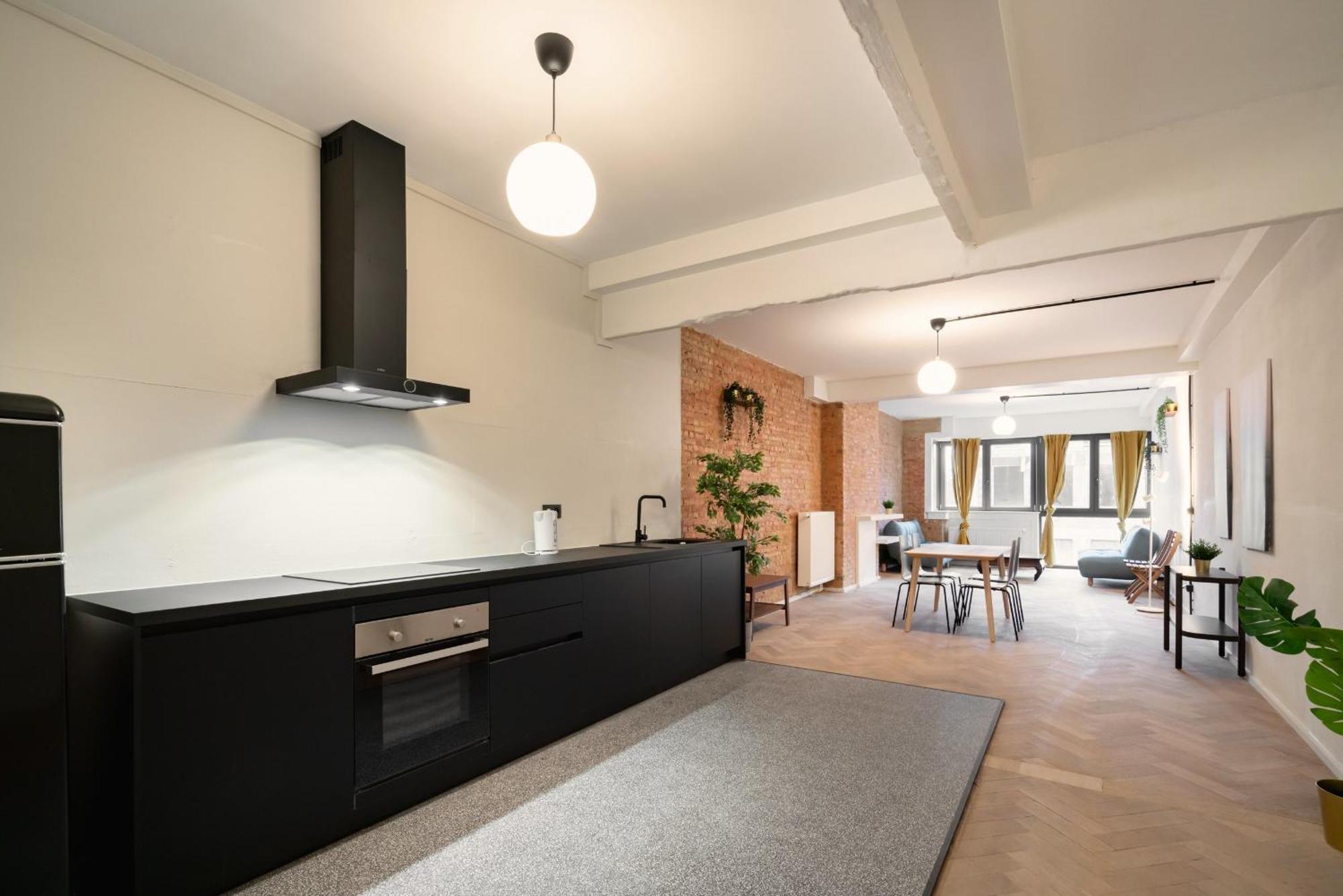 Charming And Spacious In The Heart Of *