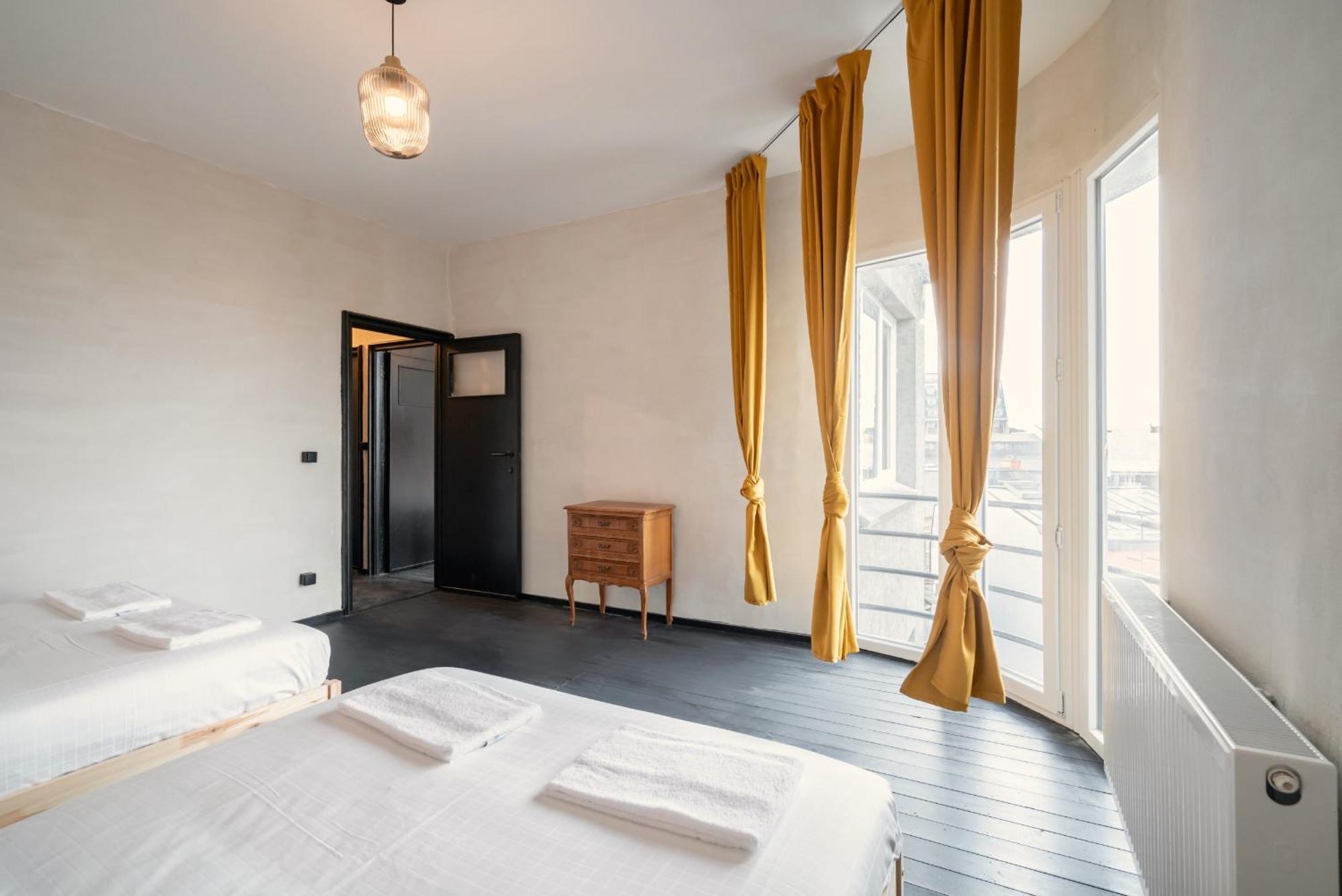 Apartment Charming And Spacious In The Heart Of