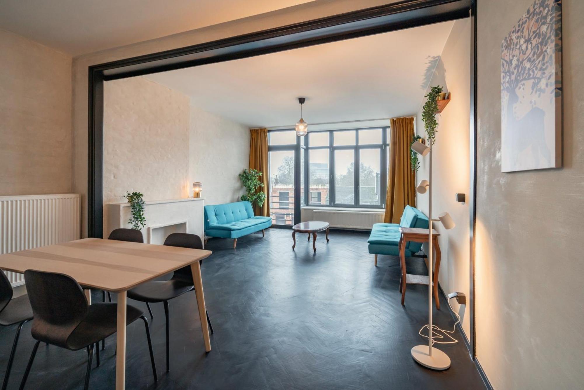 Apartment Charming And Spacious In The Heart Of